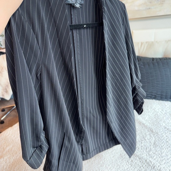 Rachel Zoe Black Pinstripe Blazer - Picture 3 of 4